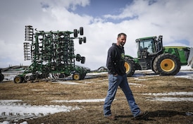 'I live in Vegas': Canadian ag producers take gamble with high fuel, fertilizer costs