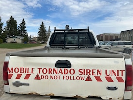 Teen storm chaser develops mobile tornado siren