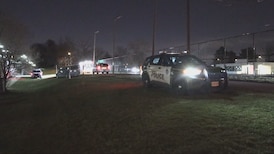 2 Toronto police officers injured in crash while pursuing suspect 