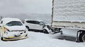 Coquihalla Hwy. reopened after weekend crashes, snowfall warning still in effect 