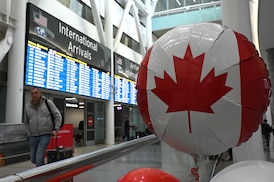 Canadian return trips from U.S. down again: StatCan 
