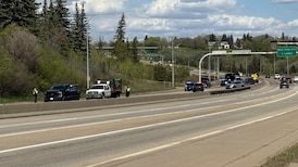 Crash on Wayne Gretzky Drive impacting southbound traffic: police 