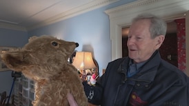 Stuffed-animal surgeon rehabilitates 115-year-old teddy bear