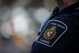 Canada Border Services Agency cutting positions at national headquarters 