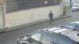 Suspect in attempted carjacking sought on Sunshine Coast, RCMP say