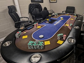 B.C. anti-gang unit says 11 arrested in illegal gambling investigation