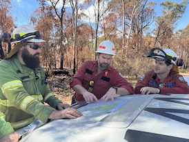 B.C. wildland firefighters return from helping in Australia