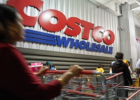 Don’t bet on lower prices, businesses say, even after emergency Trump tariffs were shot down